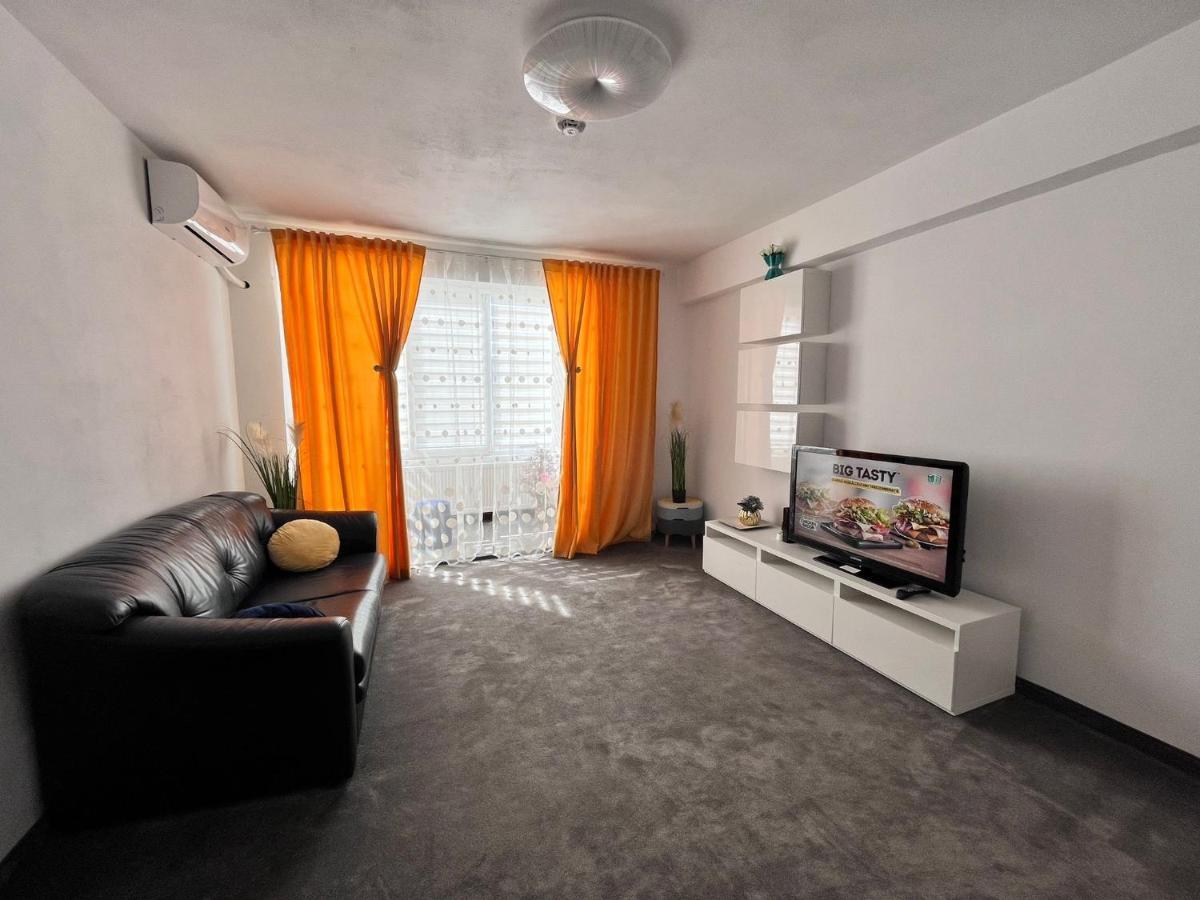 Apartament Apartament Ultracentral David Pucioasa Zewnętrze zdjęcie